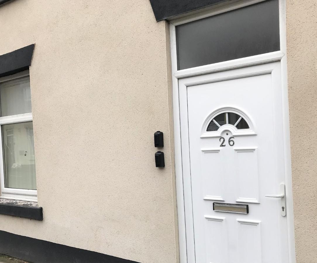 Restful 1-Bedroom Flat In St Helens St Helens  Bagian luar foto
